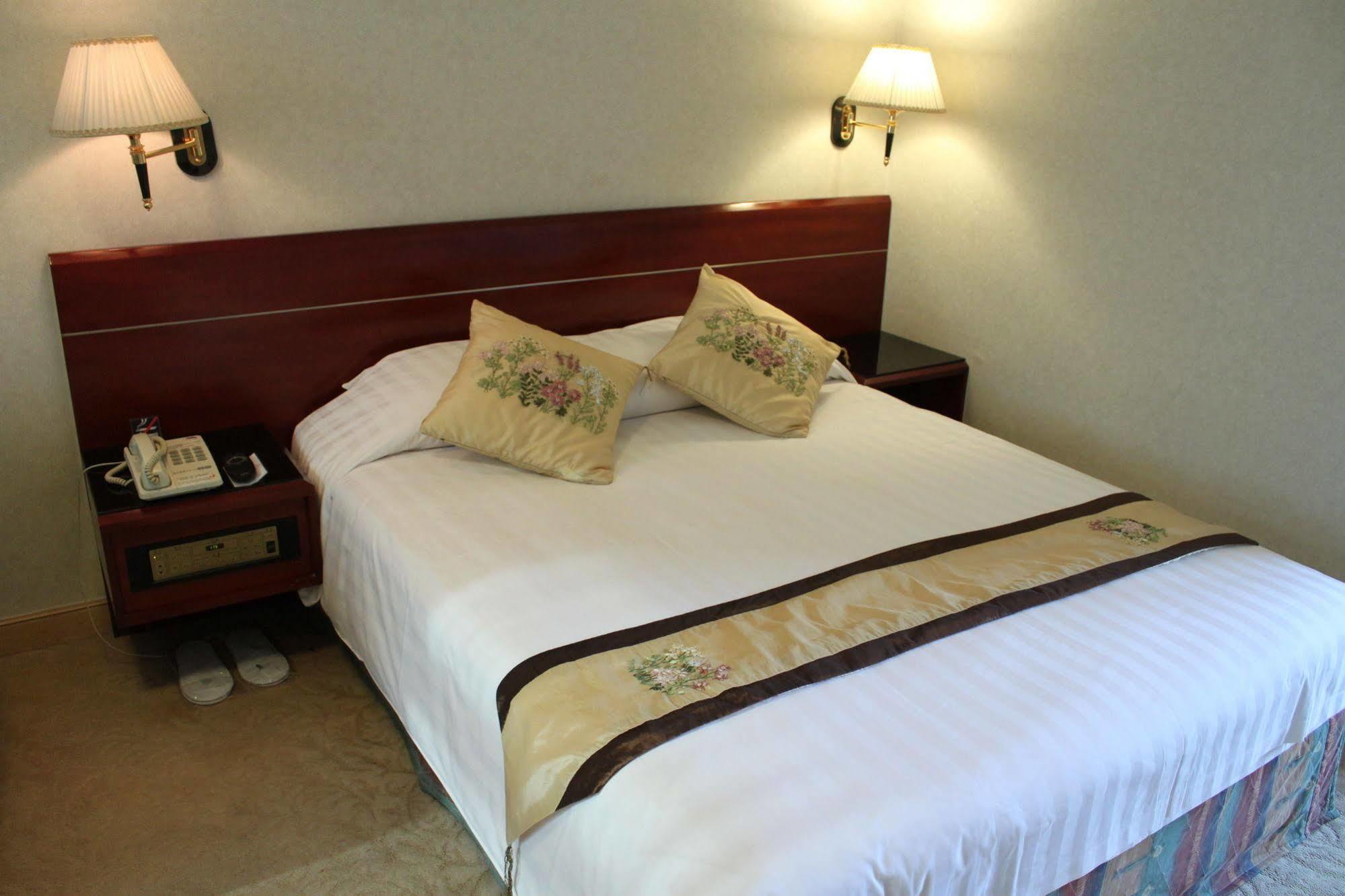 West Inn Хонконг Екстериор снимка