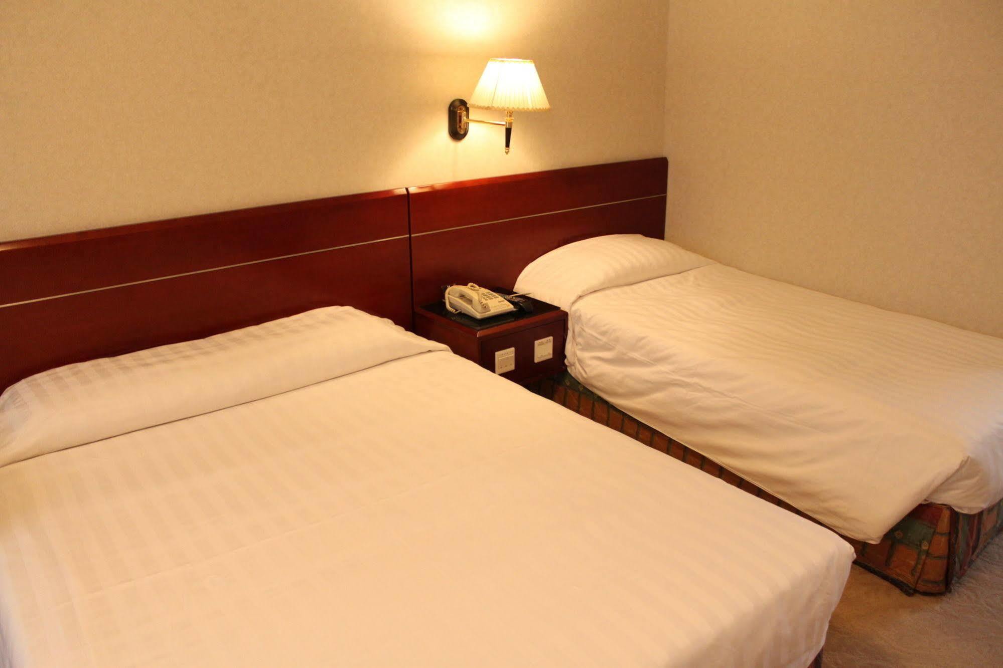 West Inn Хонконг Екстериор снимка